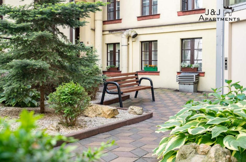 J&J Apartments Szeroka 25 Apartament 1 ทอรูน ภายนอก รูปภาพ