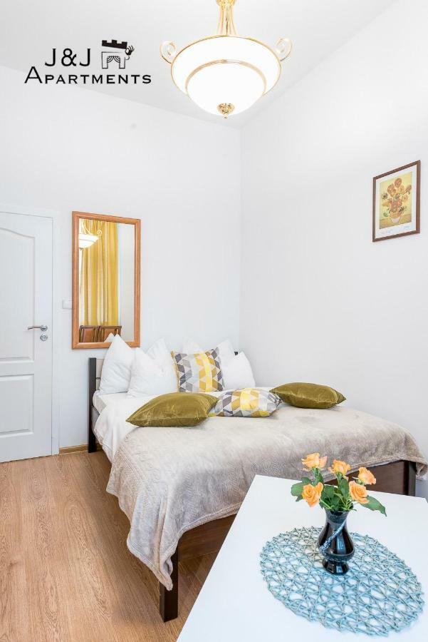 J&J Apartments Szeroka 25 Apartament 1 ทอรูน ภายนอก รูปภาพ
