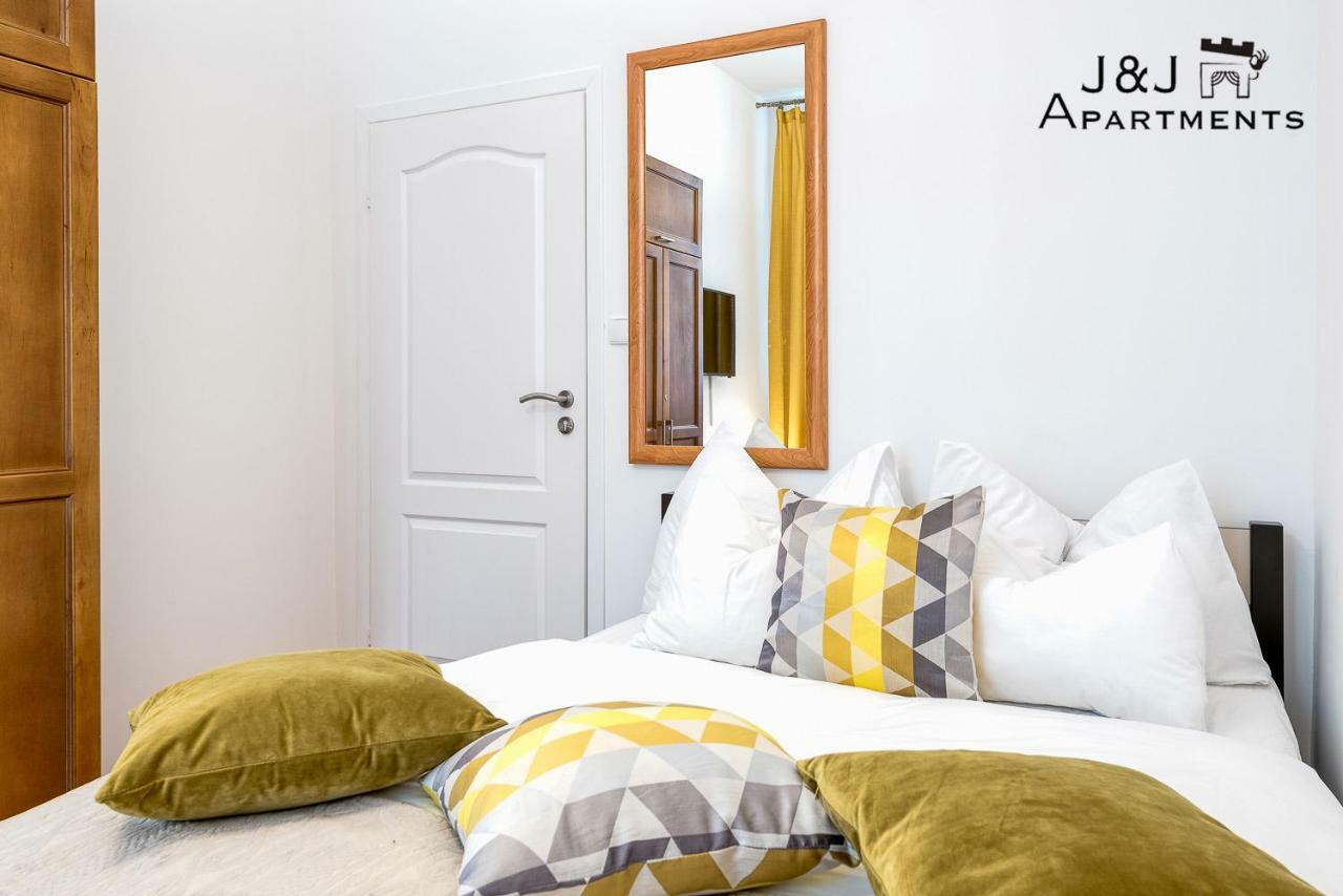 J&J Apartments Szeroka 25 Apartament 1 ทอรูน ภายนอก รูปภาพ