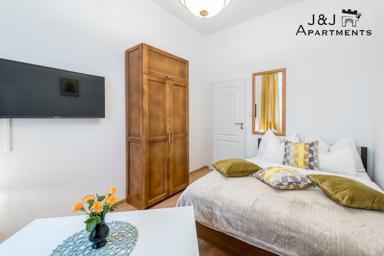 J&J Apartments Szeroka 25 Apartament 1 ทอรูน ภายนอก รูปภาพ